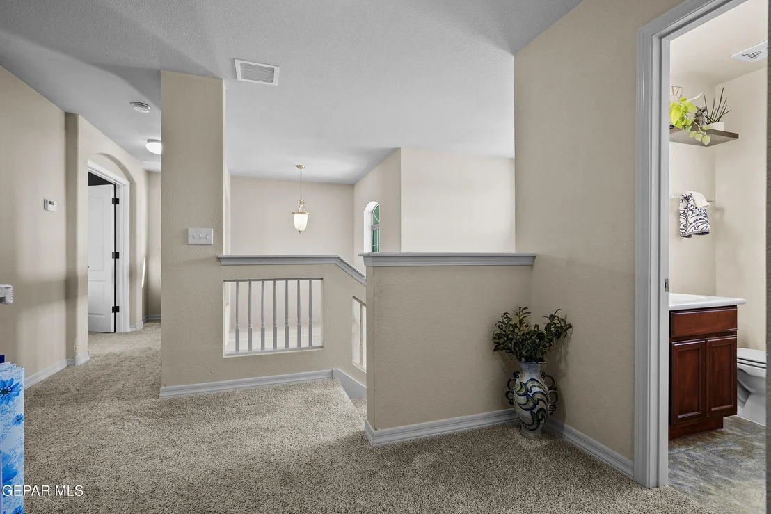 Photo of 14425 APPLE POINT Court