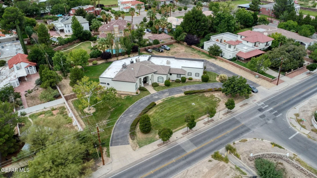 Photo of 5301 UPPER VALLEY Road