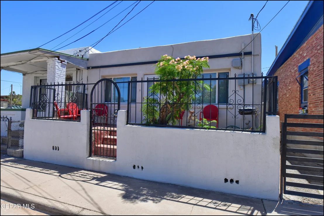 Photo of 504 CANAL Road