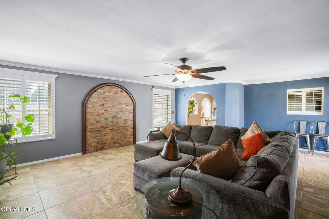 Photo of 3012 SYLVAN LAKE Place