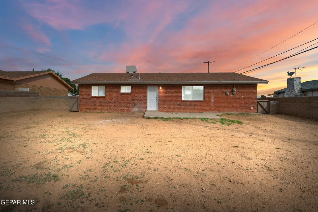 Photo of 10328 THOR Street