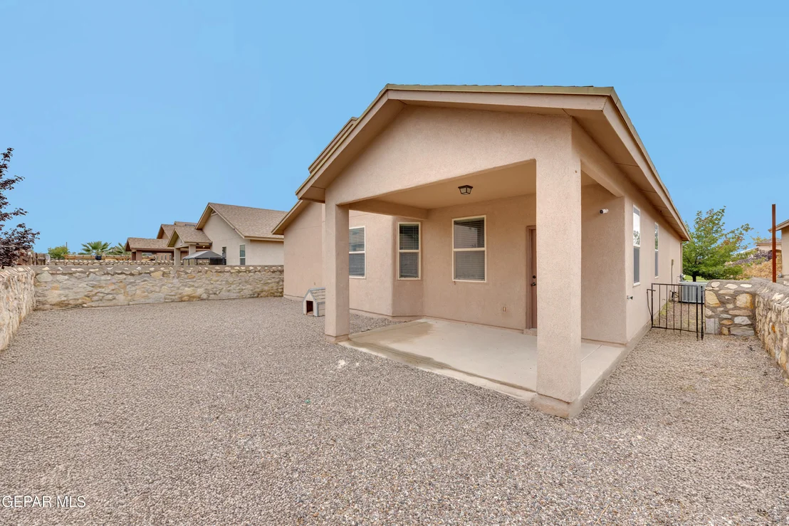 Photo of 2209 Glitter Point