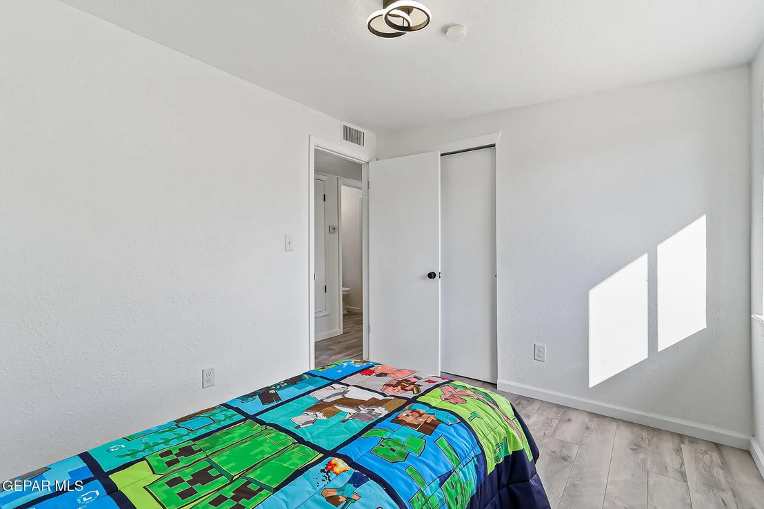 Photo of 8433 INDEPENDENCE Drive