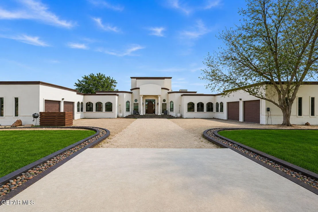 Photo of 800 SMOKEY RIDGE Court
