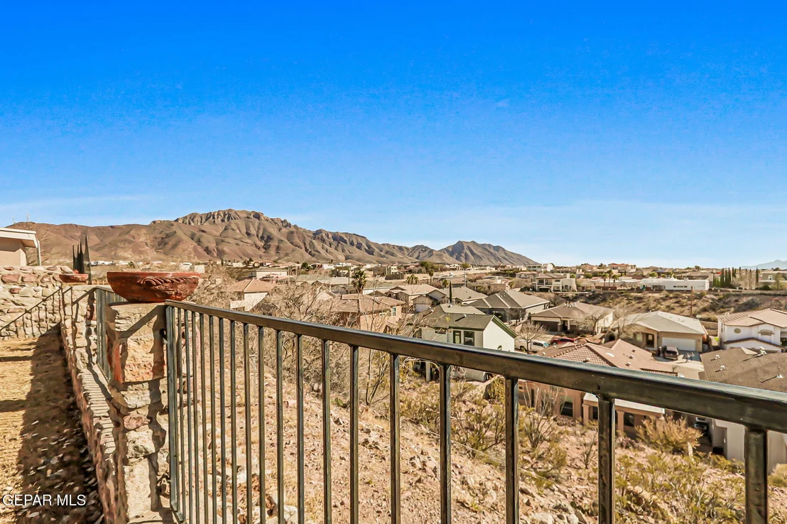 Photo of 6336 Franklin Ridge Drive
