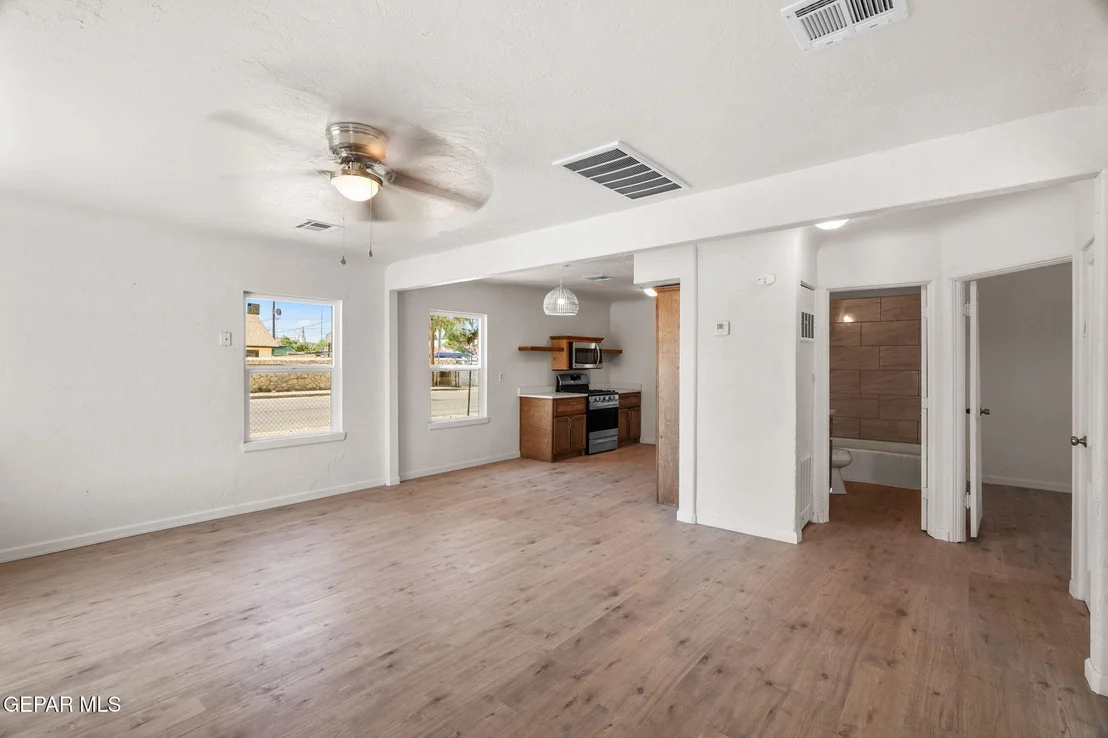 Photo of 7113 Dale Road
