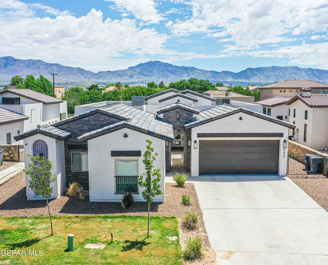 Photo of 5620 RIVER RUN Street