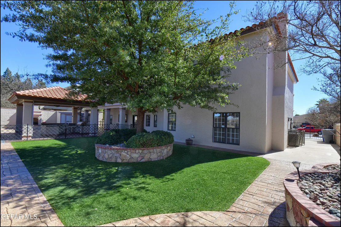 Photo of 1605 BILLY CASPER Drive