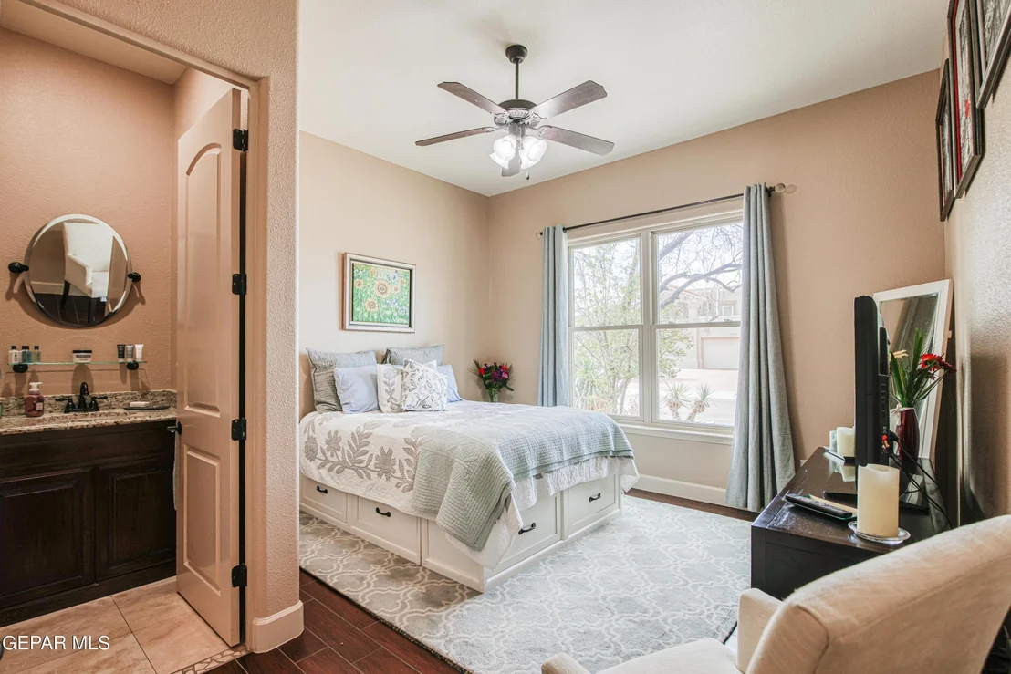 Photo of 6292 FRANKLIN DOVE Avenue
