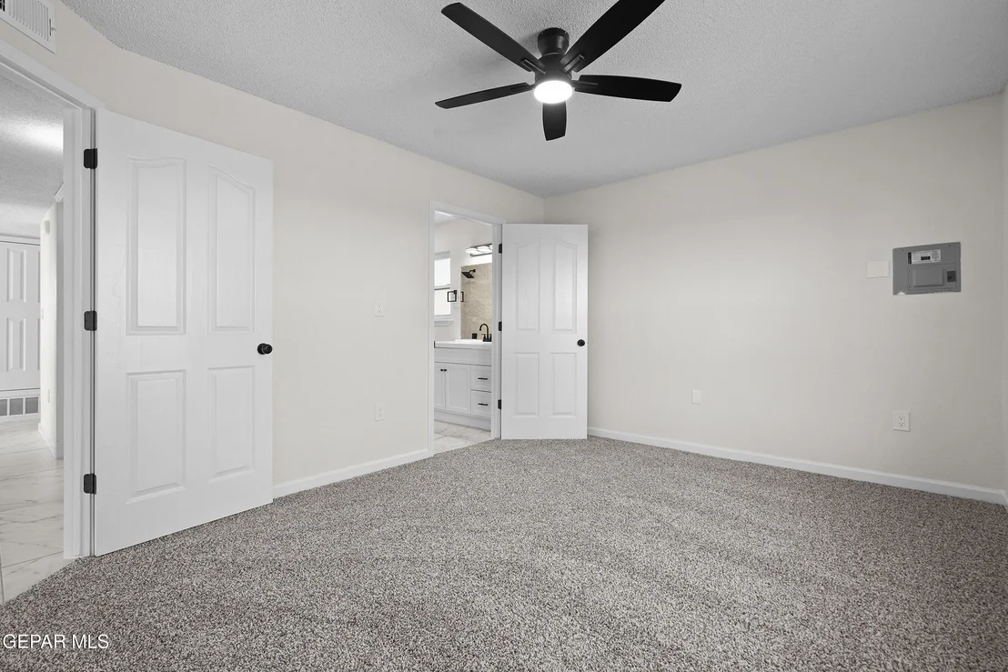 Photo of 258 SUNSET HILLS Drive