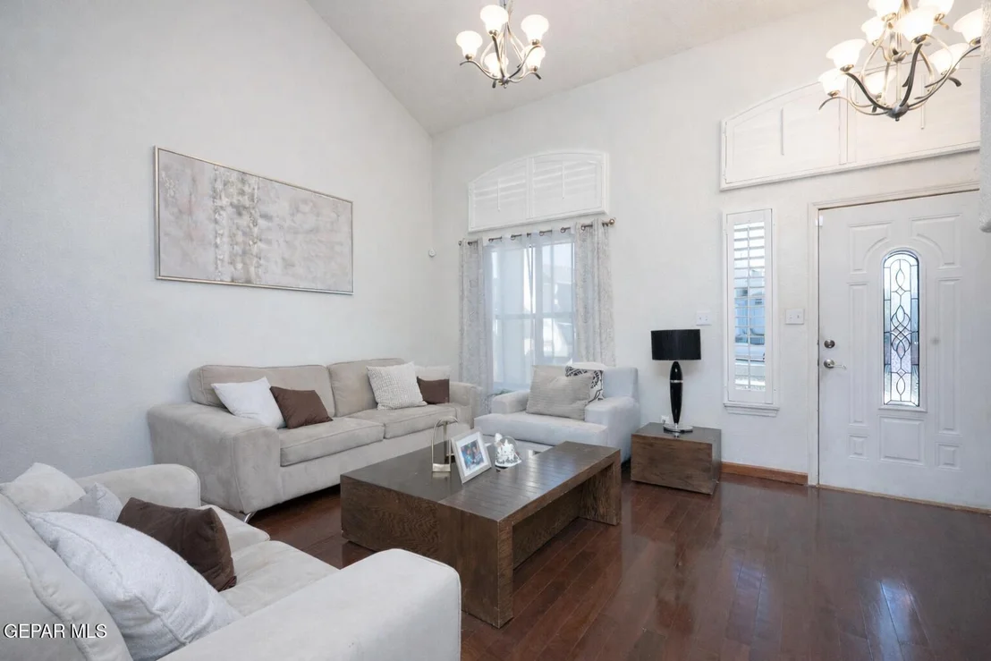 Photo of 253 NORTHBROOK Court