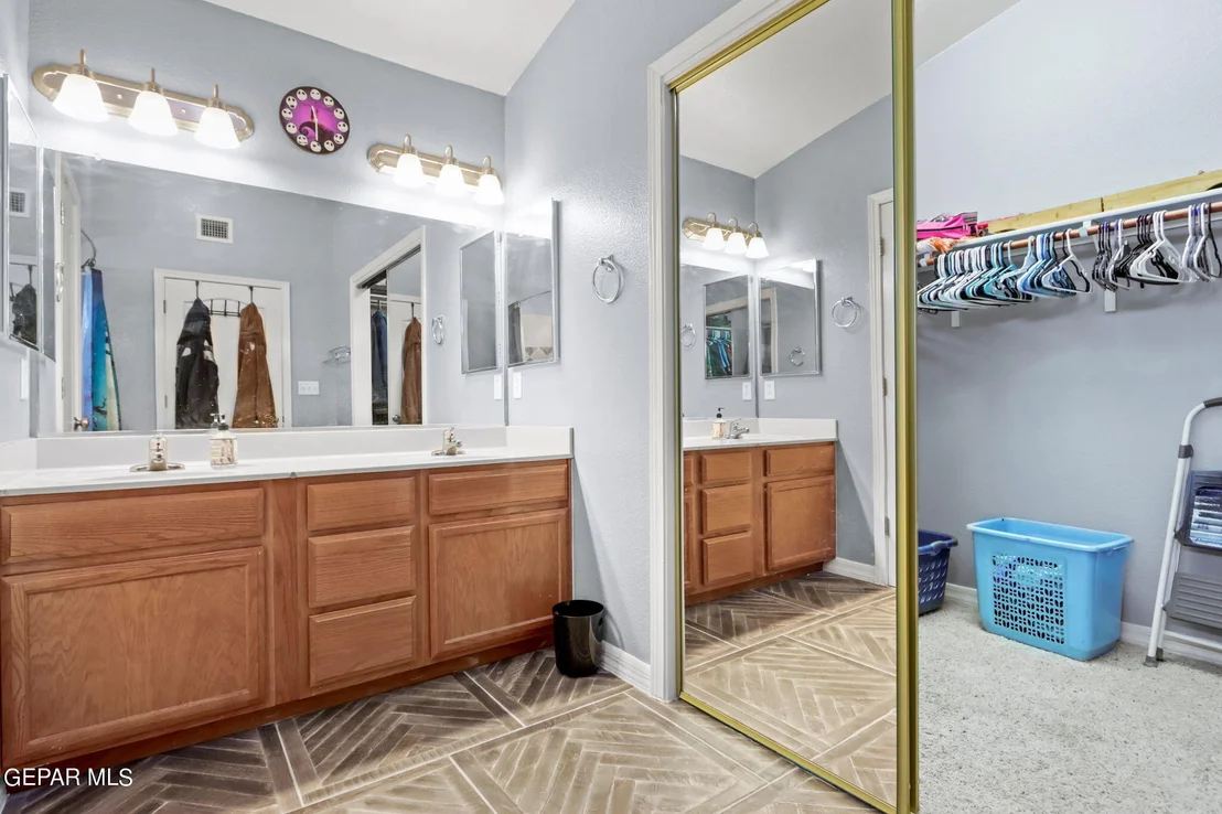 Photo of 11521 CHARLES BOYLE Place