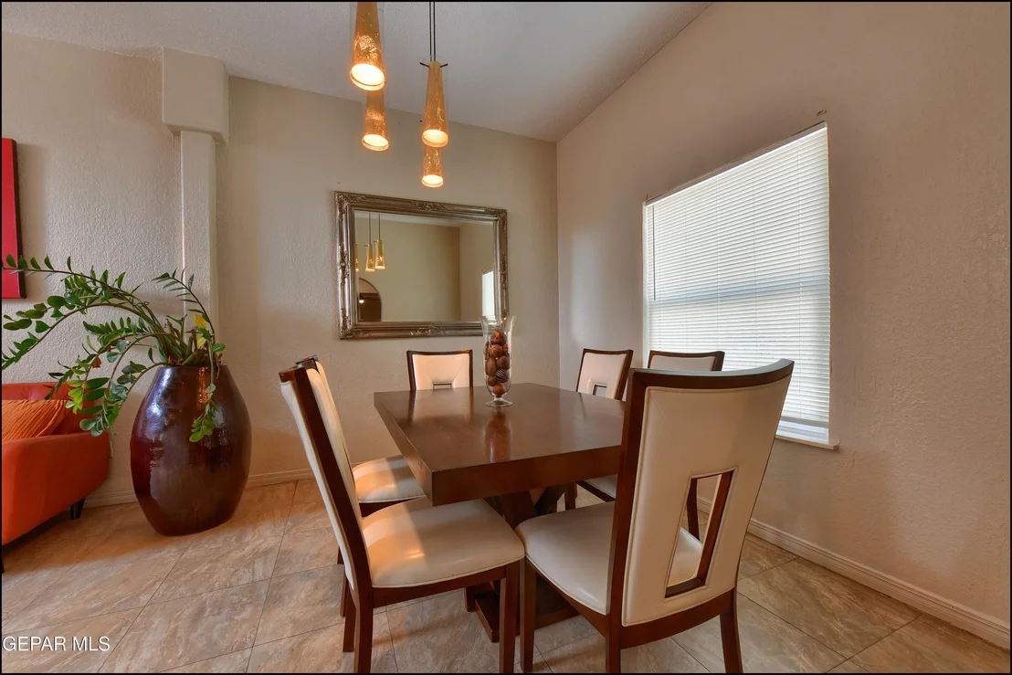 Photo of 7653 DIANJOU Drive