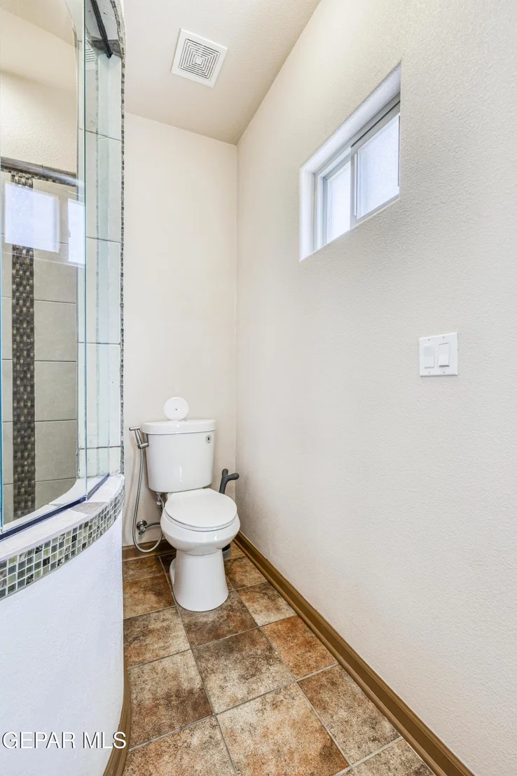 Photo of 12152 CHAPEL HILL Road
