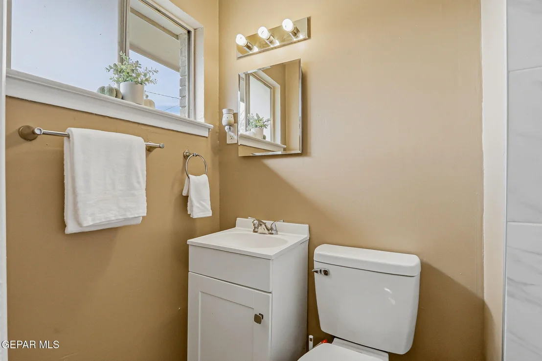 Photo of 5856 TARPON Drive