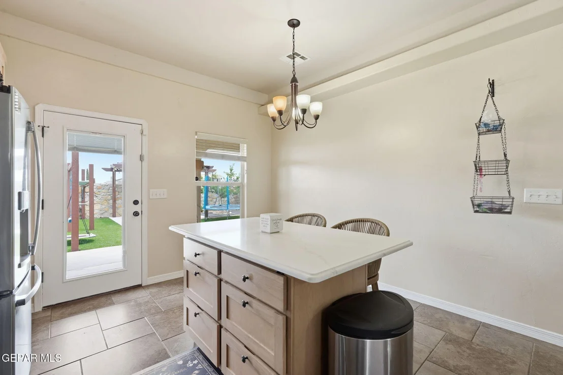 Photo of 14213 FABLED POINT Avenue