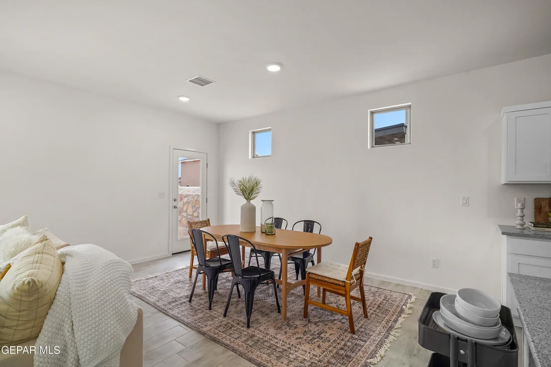 Photo of 13837 Summer Wave Avenue