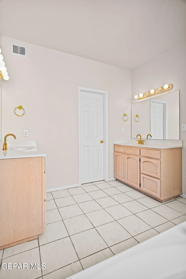 Photo of 6290 LOS BANCOS Drive