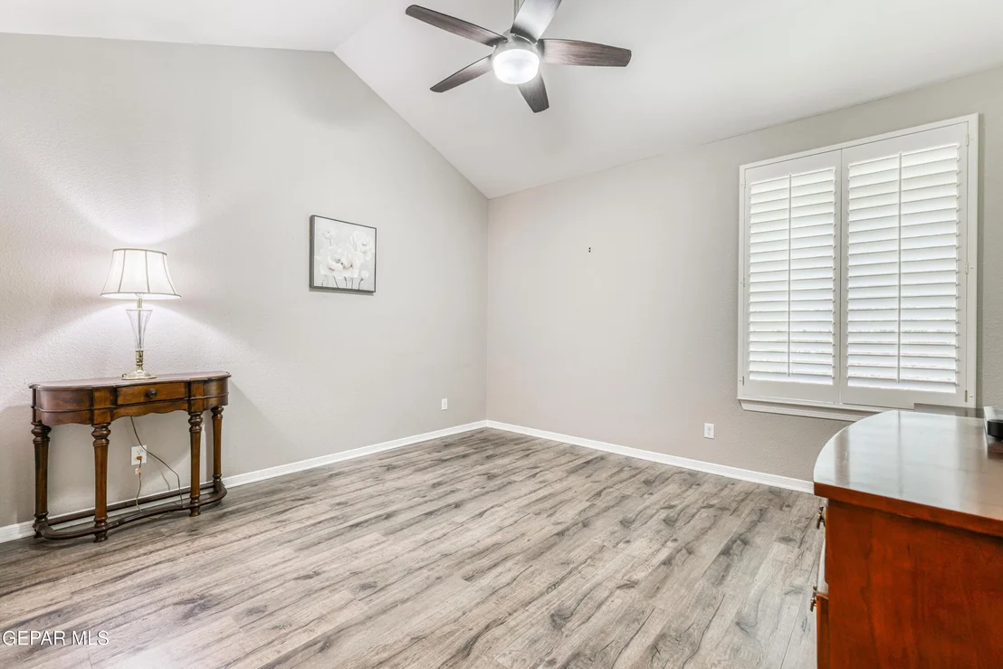 Photo of 7713 OAK LANDING Drive