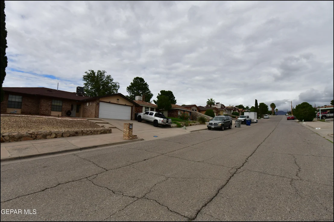 Photo of 208 ARISANO Drive