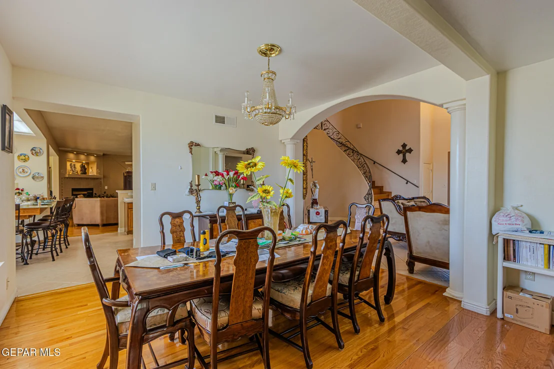 Photo of 528 FLANAGAN Place