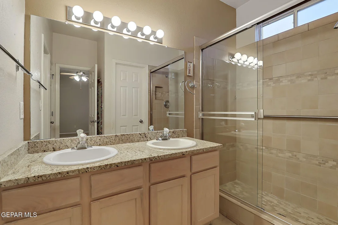 Photo of 7292 Desert Eagle Drive