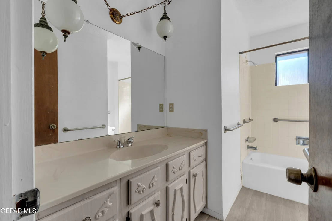 Photo of 1628 Bert Green Drive