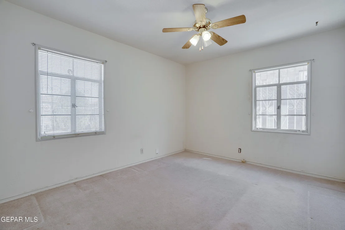 Photo of 4701 Leeds Avenue