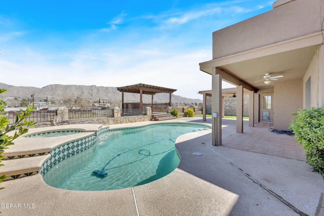 Photo of 652 BLUFF CANYON Circle