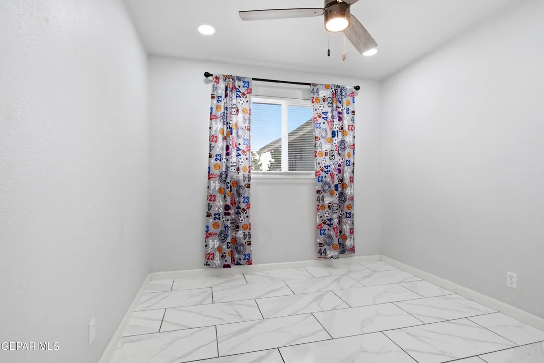 Photo of 2700 BERWICK Road