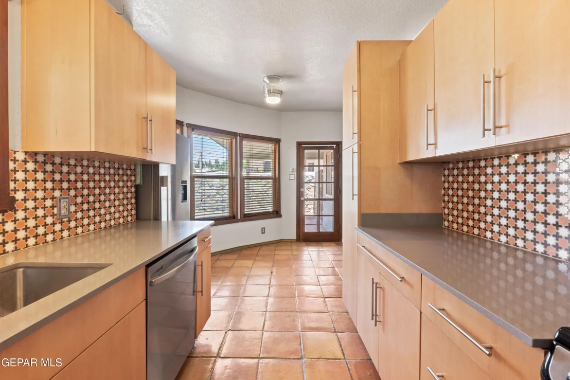 Photo of 903 AGUA CALIENTE Drive