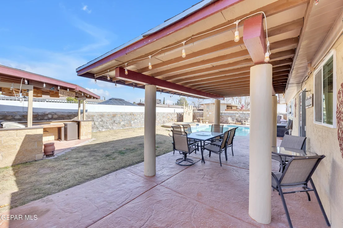 Photo of 11113 SHORELINE Drive