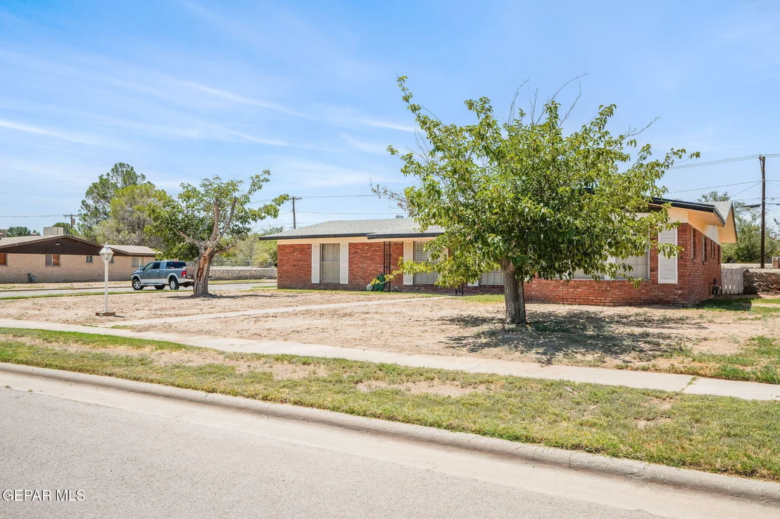 Photo of 4136 Perth Drive