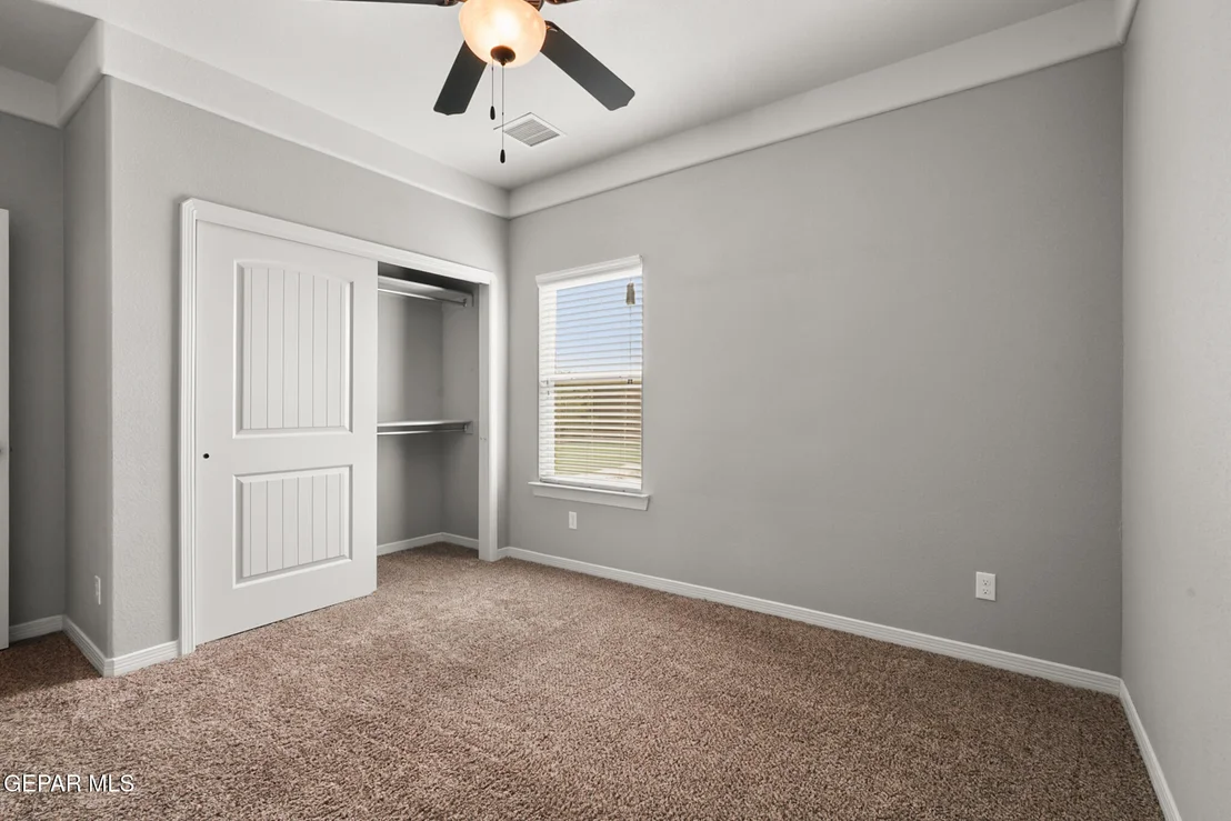 Photo of 654 DARLINGTON Drive
