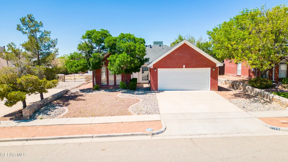 Photo of 7125 Luz De Espejo Drive
