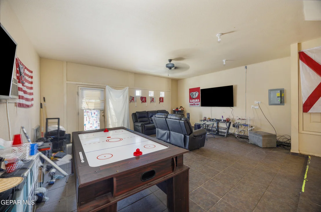 Photo of 10501 Silvercloud Drive