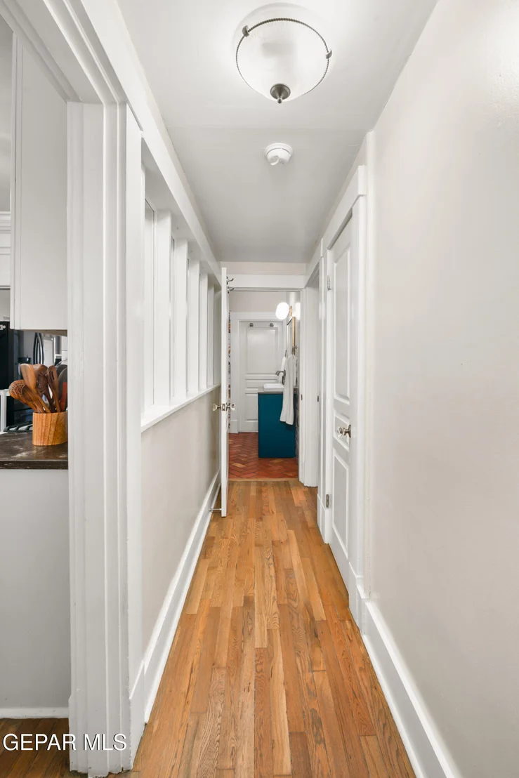 Photo of 1013 PARK Road