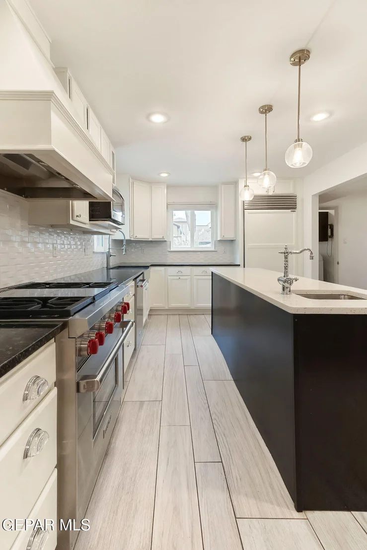 Photo of 5010 COLUMBINE Street