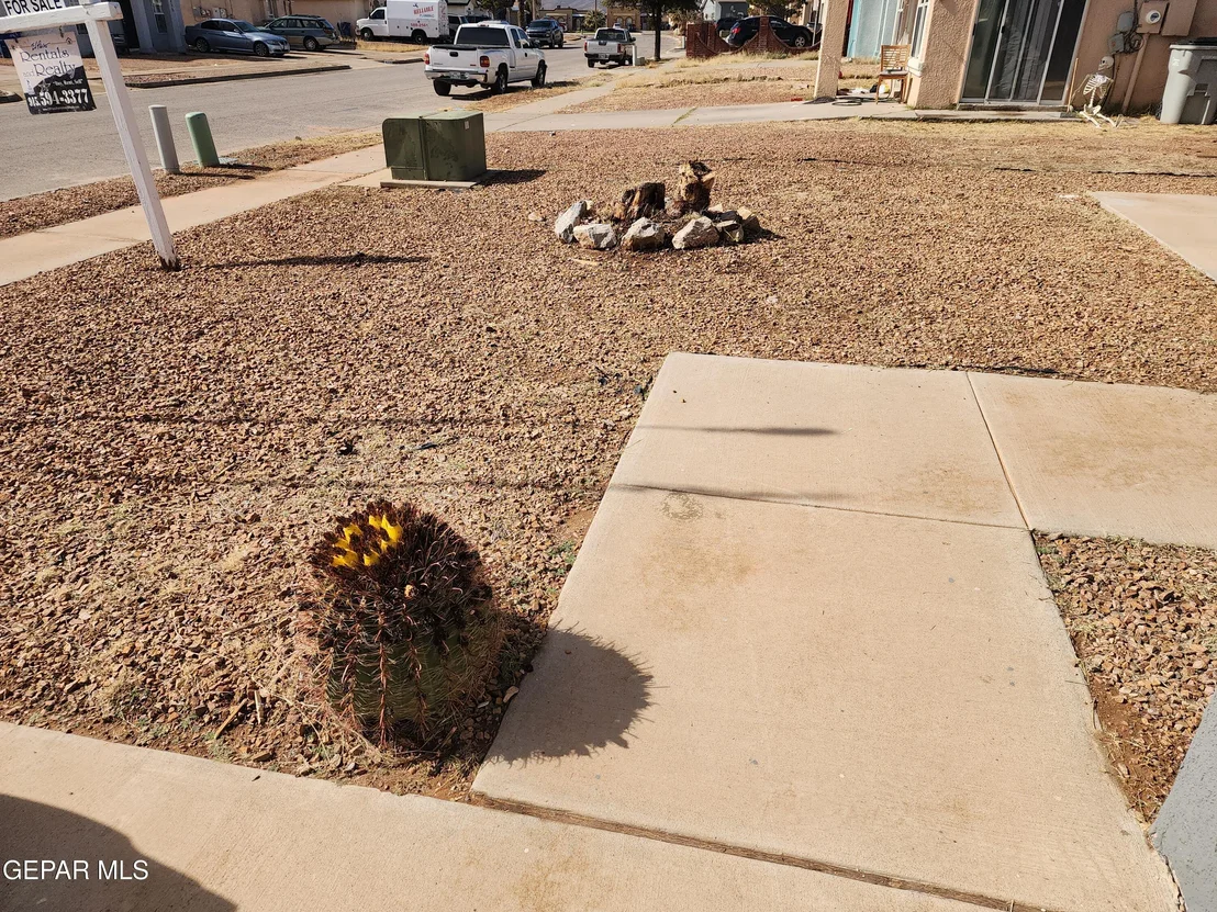 Photo of 6241 Kings Bridge Drive