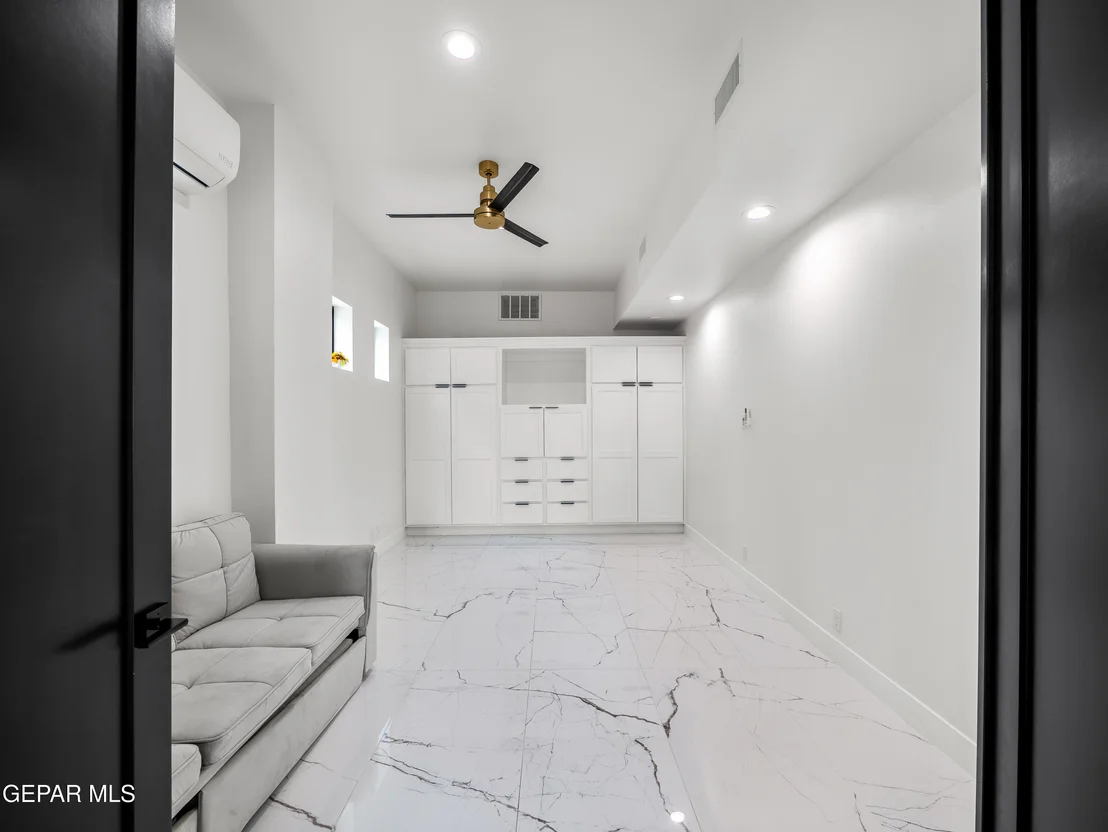 Photo of 10 BRONZE CREST Lane