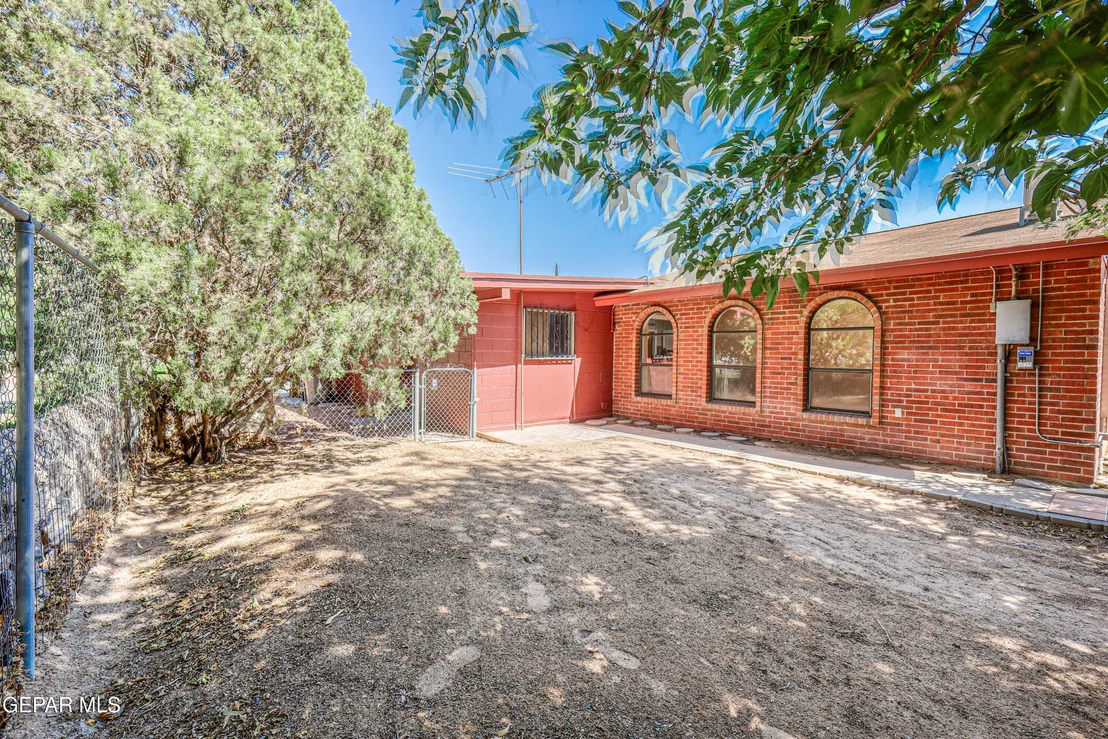 Photo of 3223 Suffolk Road