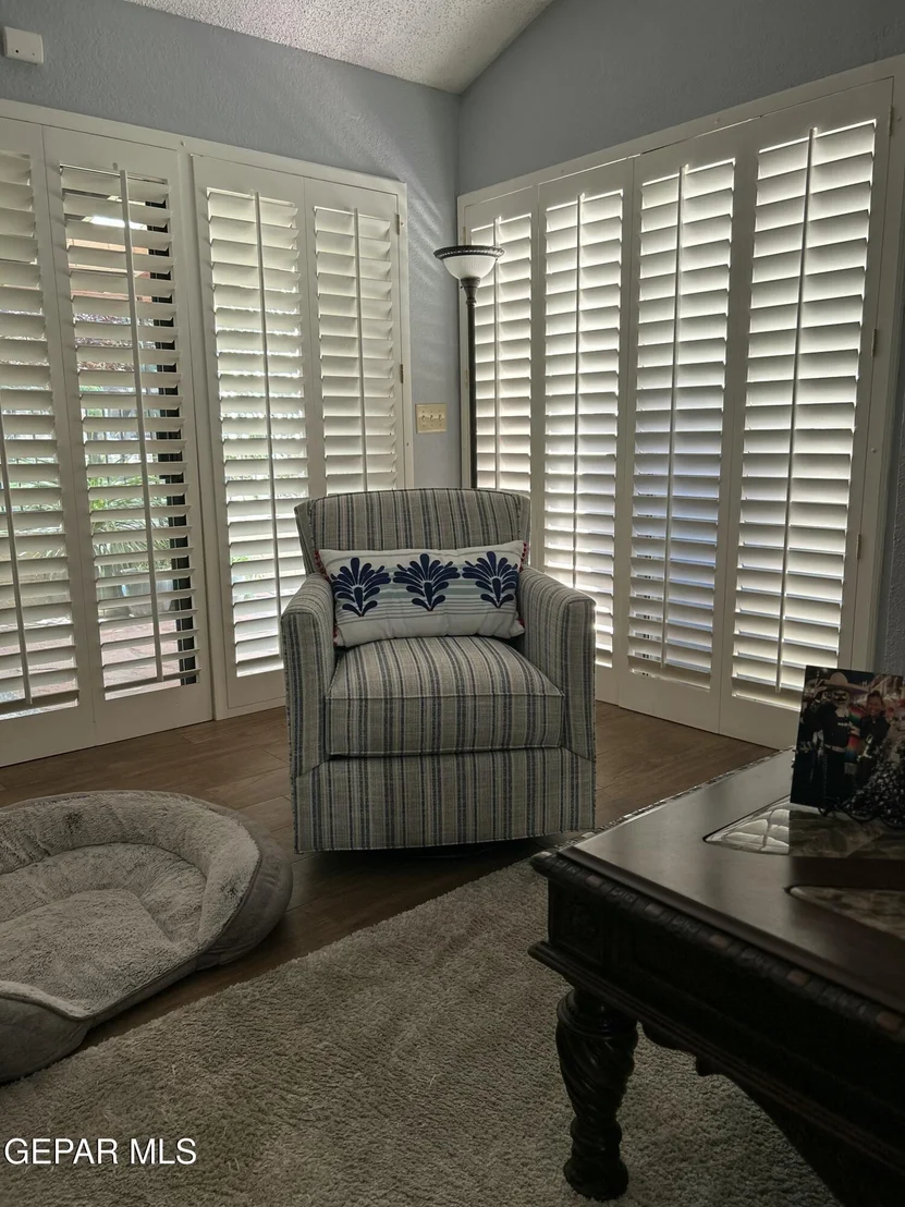 Photo of 804 LAKESHORE Drive