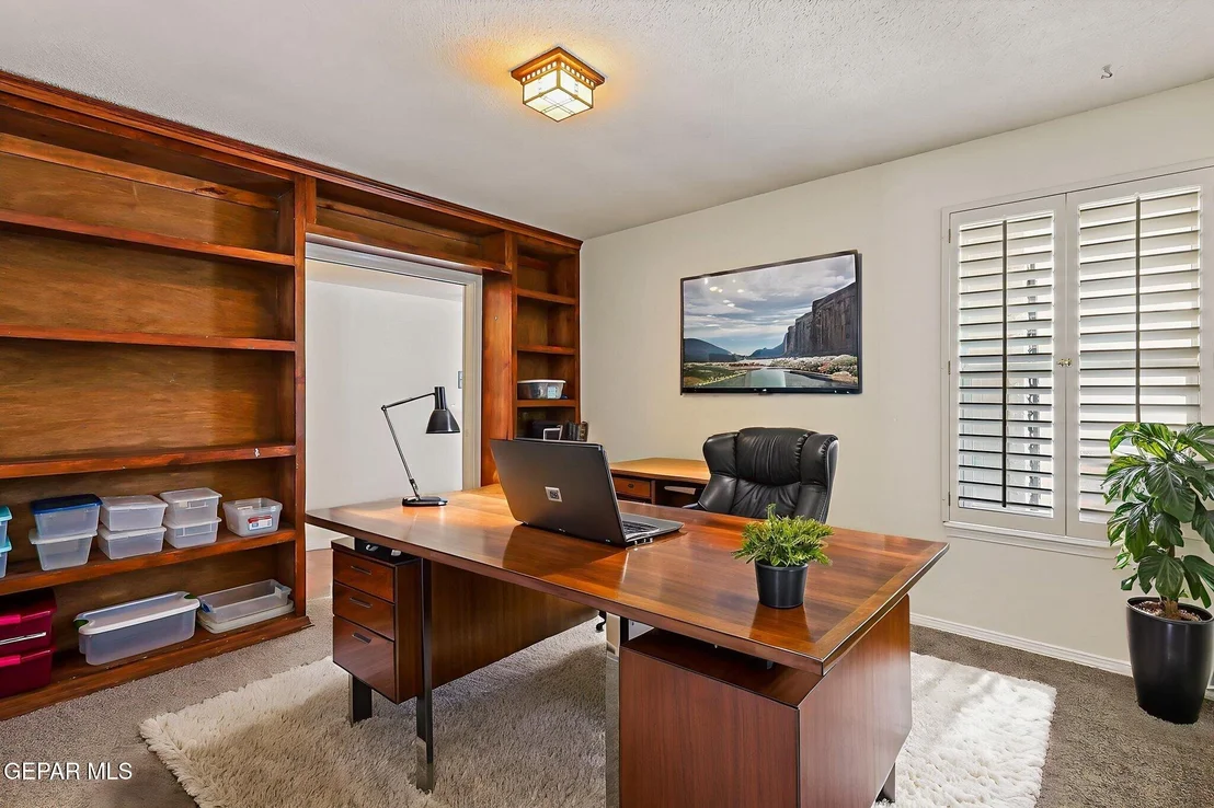 Photo of 745 Rinconada Lane