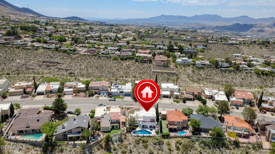 Photo of 605 MOONDALE Drive