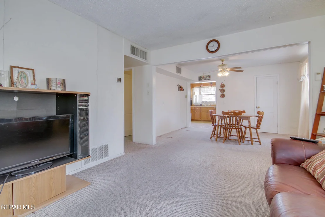 Photo of 3605 TYLER Avenue