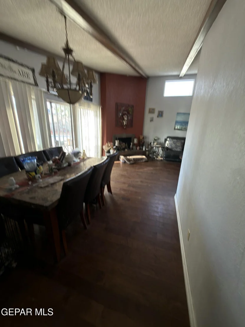 Photo of 1657 LOMALAND Drive