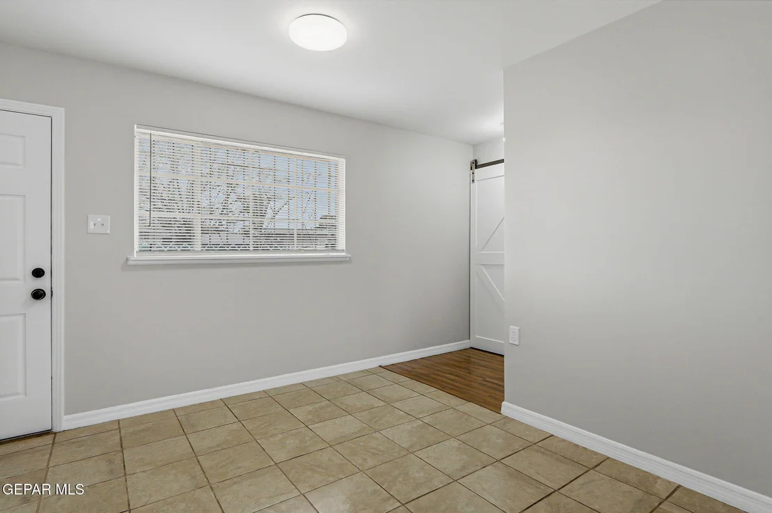 Photo of 5708 LEXINGTON Drive