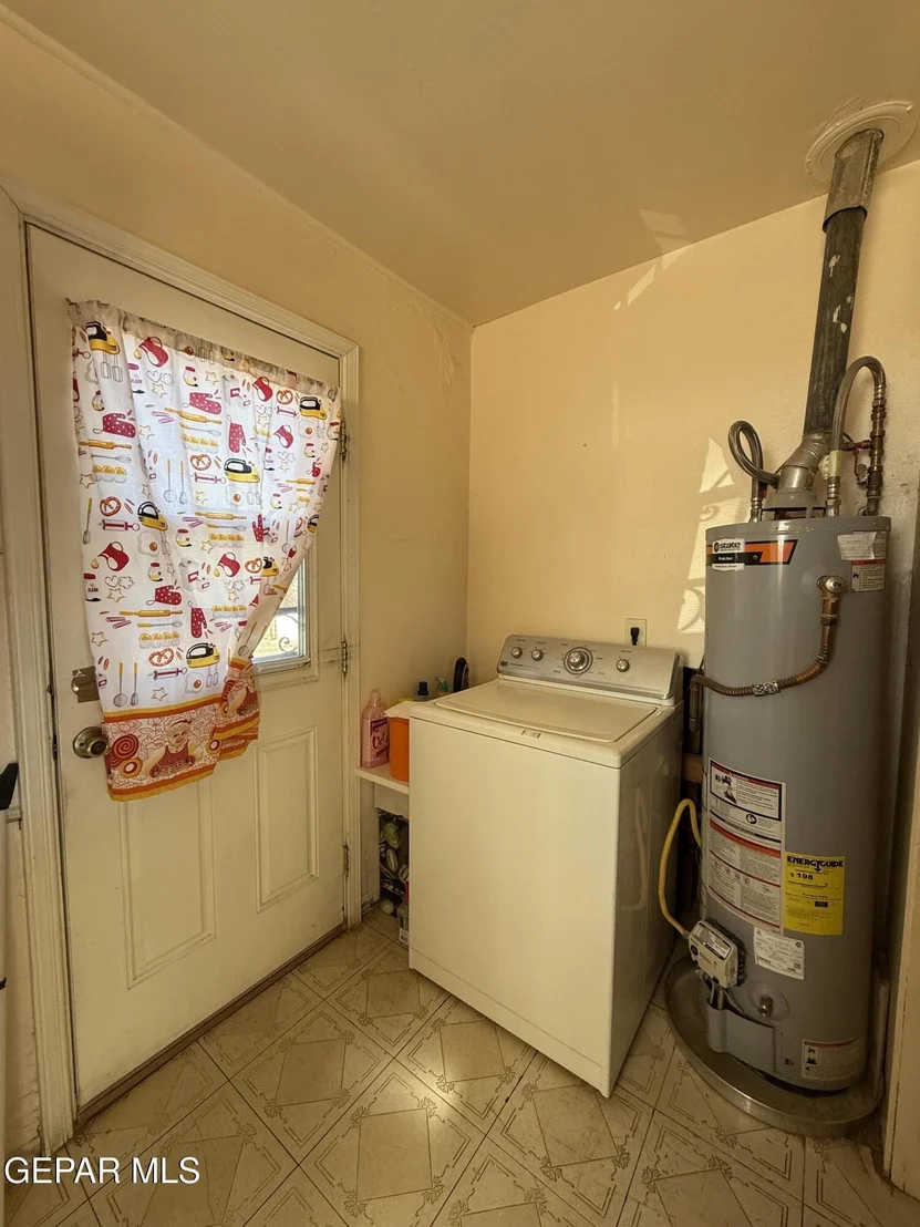 Photo of 813 Santa Barbara Drive
