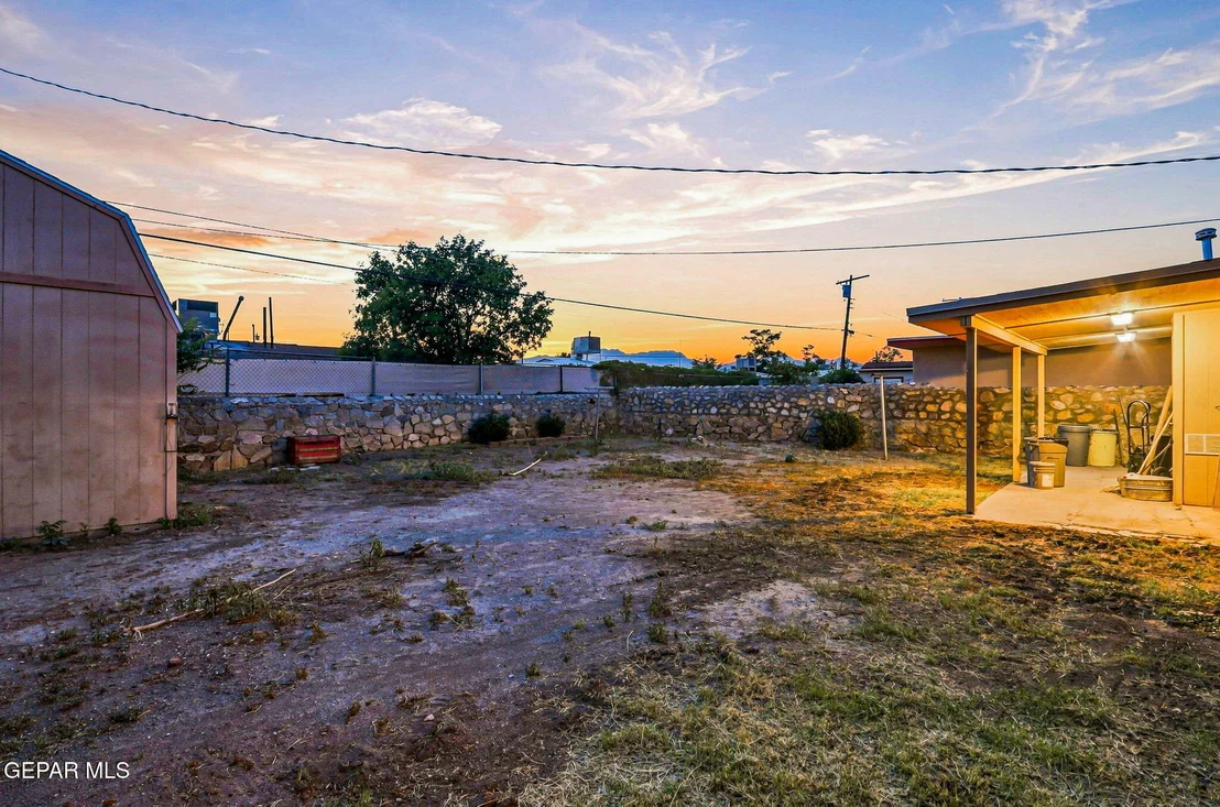 Photo of 637 Alicia Drive