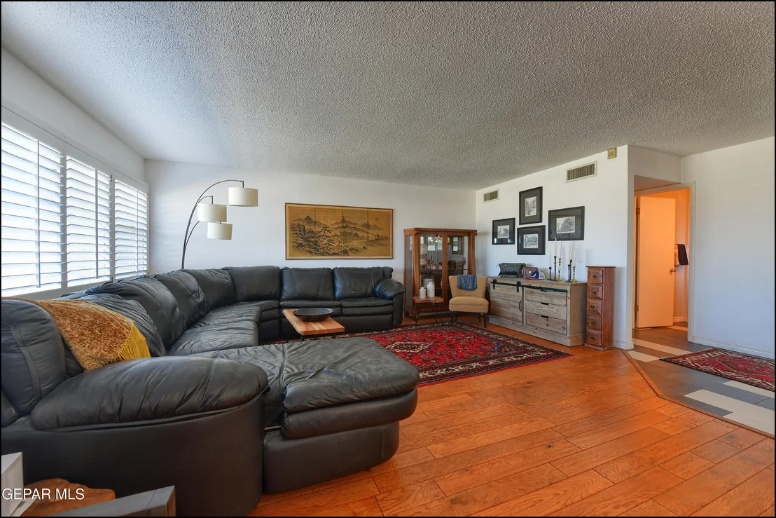 Photo of 411 CROWN POINT Drive